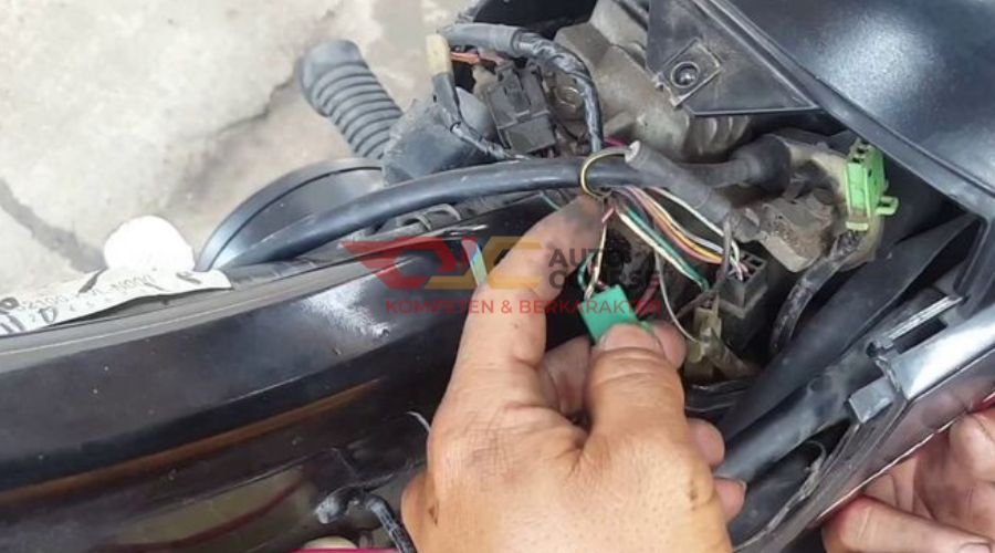 perbedaan arus ac dan dc motor