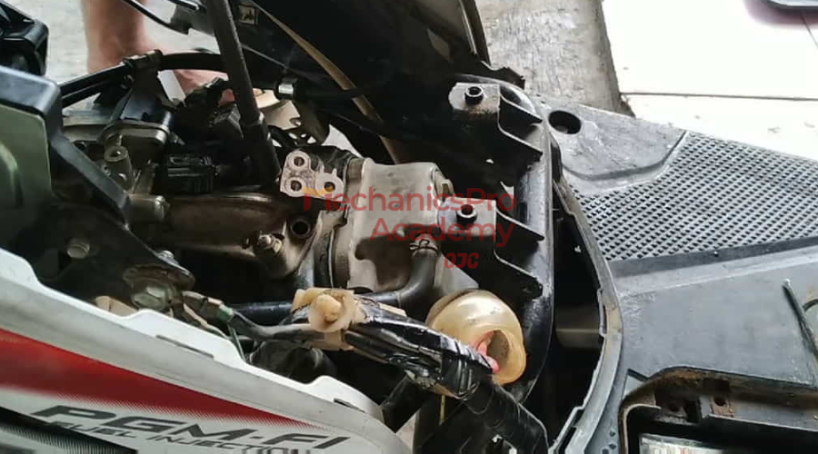 Apa Sih Penyebab Masalah Injeksi Motor? Cari Tahu Penyebabnya