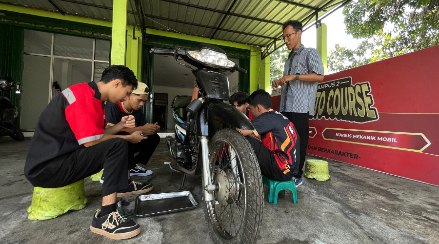 Ikuti Program Pelatihan Mekanik Motor untuk Karir Sukses Kamu!