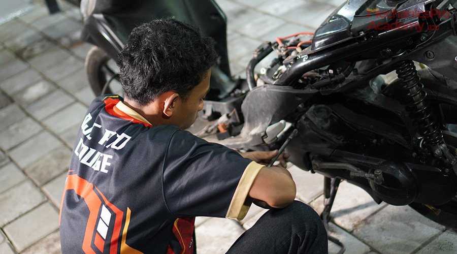 sistem kelistrikan motor